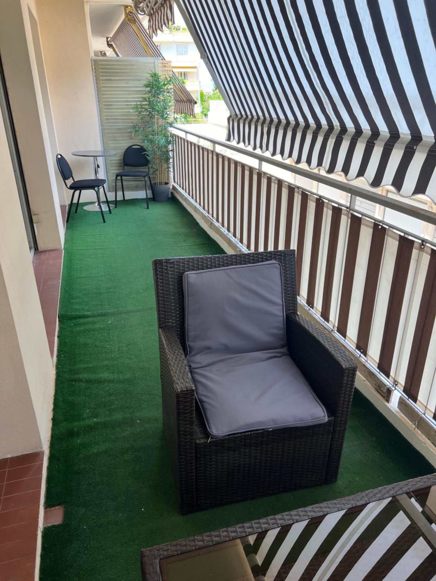 Magnifique Appartement Proche Des Plages Plus Garage Prive 앙티브 외부 사진